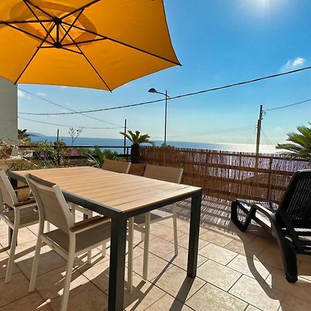 Marina Di Andrano - Alisso, Casa Vista Mare Con Parcheggio Privato E Wifi Villa Exterior photo